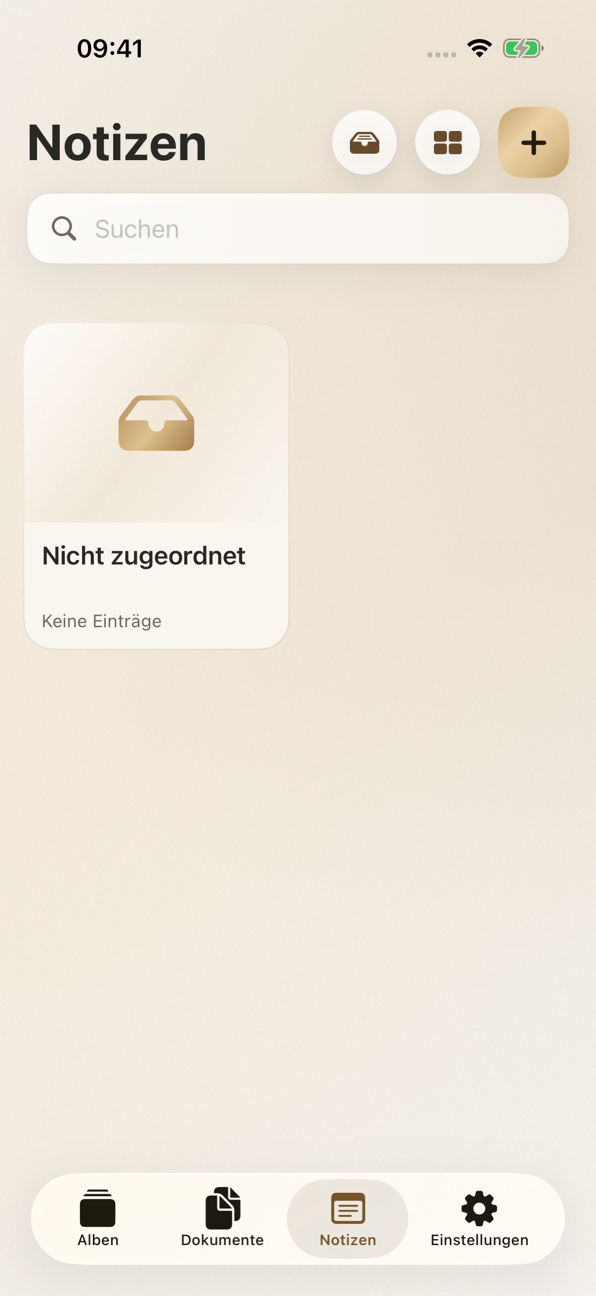 Écrins Notizenansicht im Gold-Design mit Beispieldaten