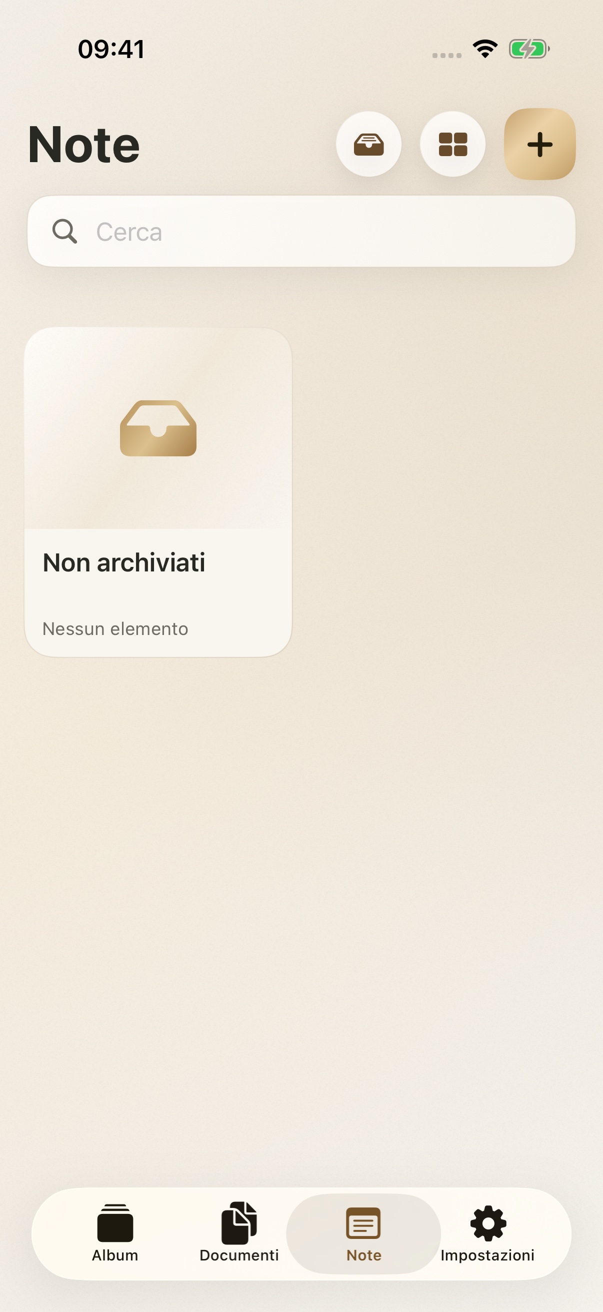 Schermata Note di Écrin con il tema Oro e dati dimostrativi